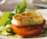 Χαλούμι με ντομάτες κολοκυθάκια και λάδι δυόσμου
                  